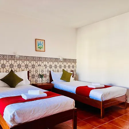 Guest house Bela *