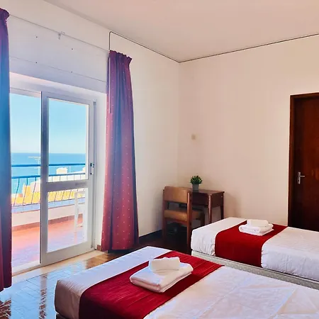 Bela Guest house *